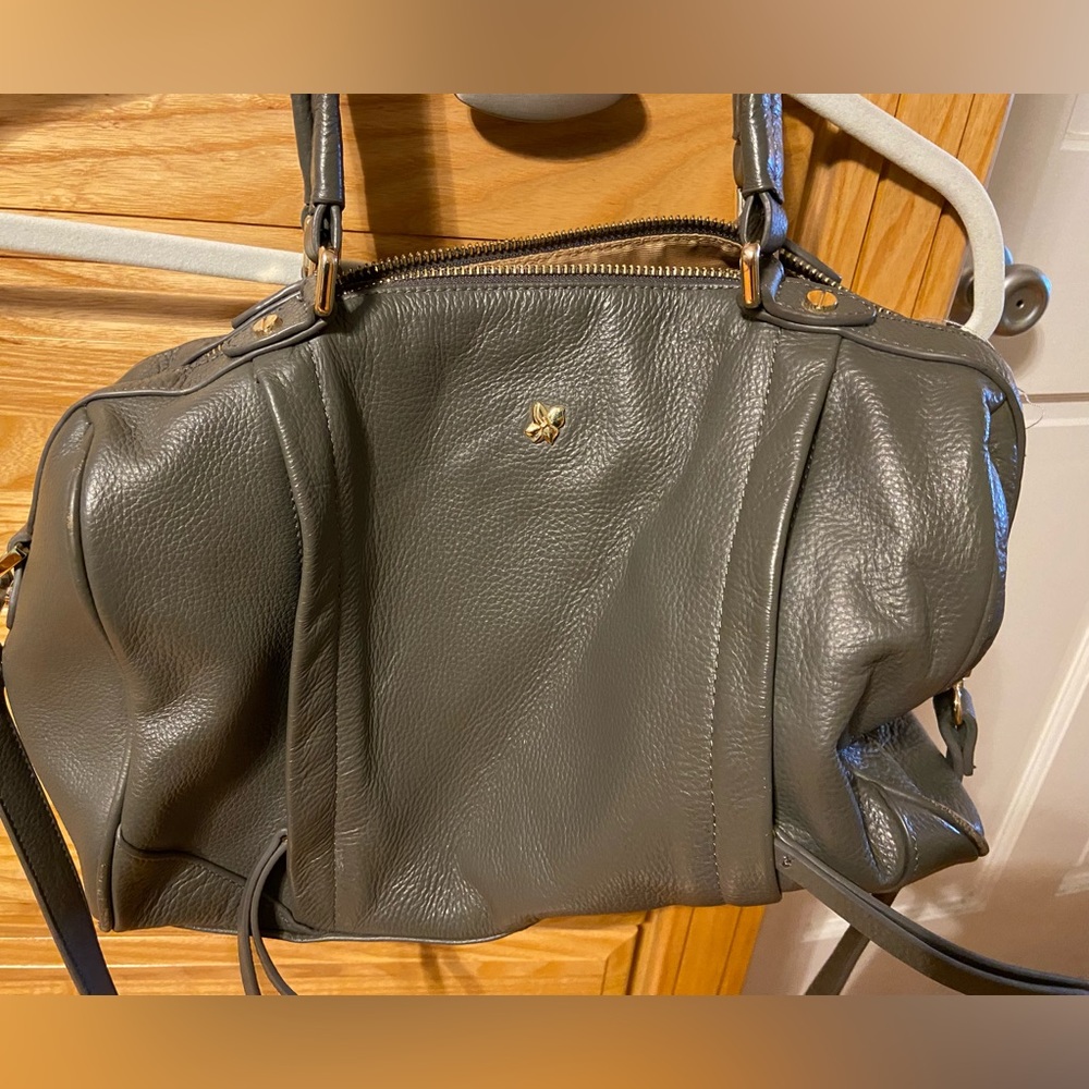 Gray Ora Delphine shoulder Bag.
